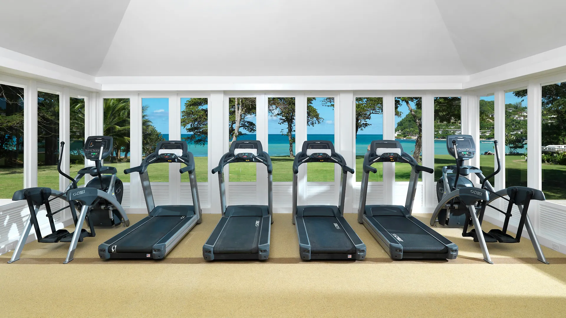 Round Hill Hotel & Villas Montego Bay 5*,