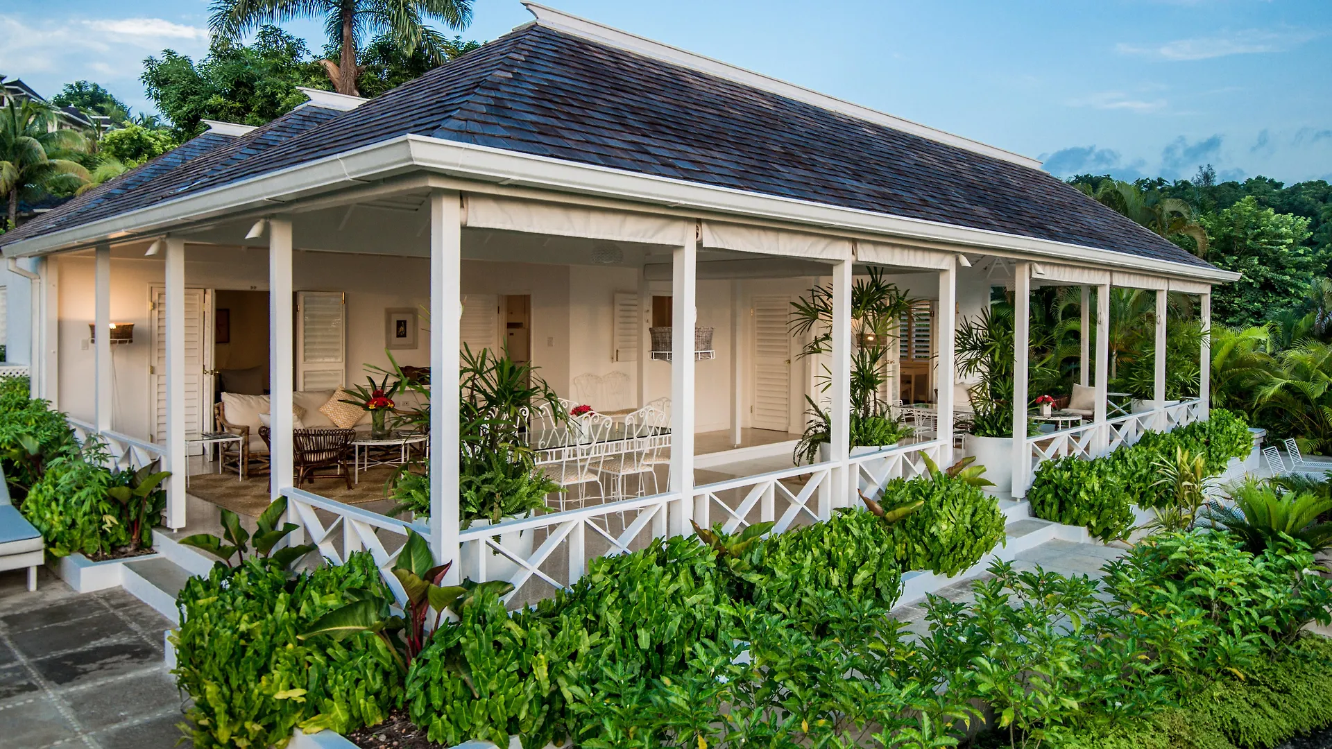 Round Hill Hotel & Villas Μοντέγκο Μπέυ