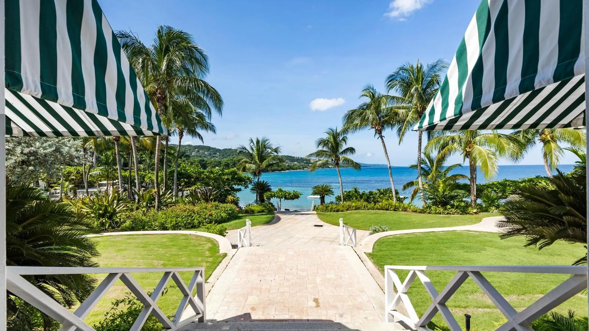 Round Hill Hotel & Villas Μοντέγκο Μπέυ
